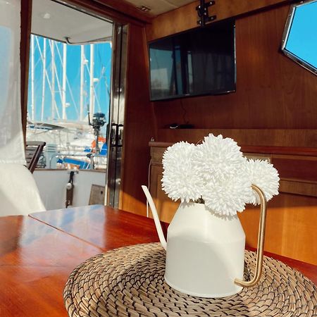 Malmo'S Yacht Hotel Valencia Kültér fotó