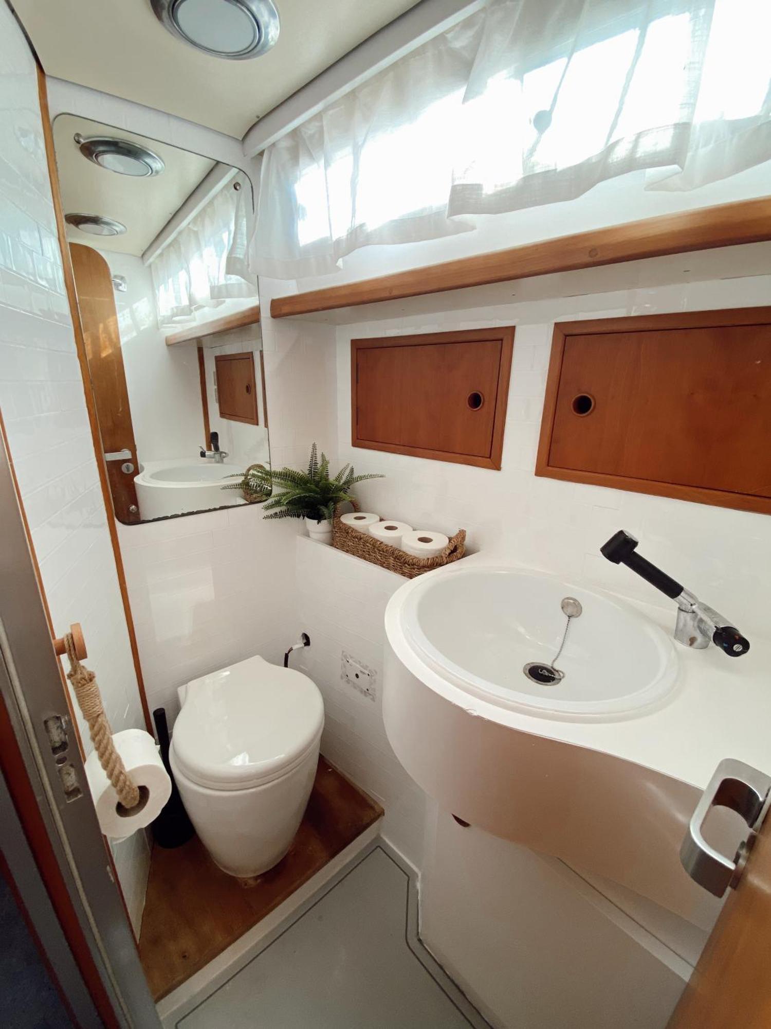 Malmo'S Yacht Hotel Valencia Kültér fotó